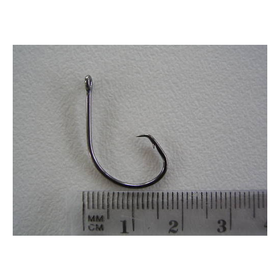 1 Packet of Mustad 39951NPBLN Demon Circle Light Chemically Sharp Fishing  Hooks